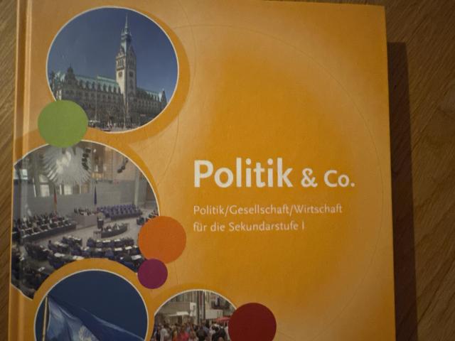 Politic & co Politic & co